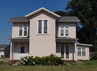 917 Milton Ave, Janesville, WI 53545