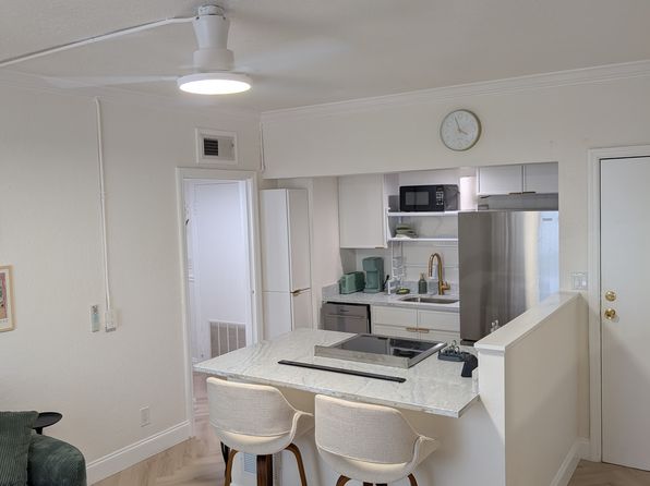 311 W Ashley St APT 405