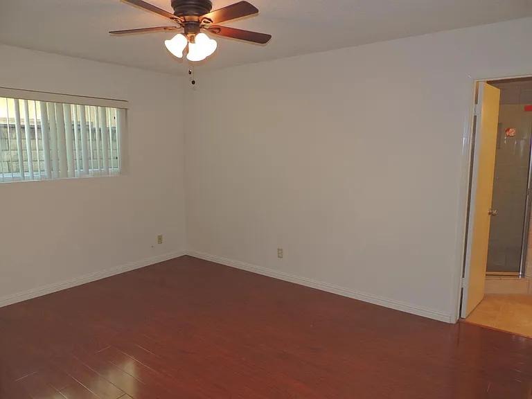 321 Gladys Ave #2 — Photo 16