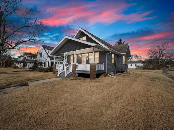 302 N Sunnyside Ave, South Bend, IN 46617