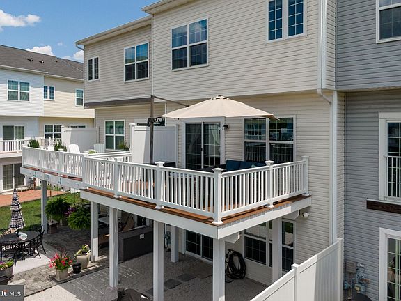 3rd image of 29853 Plantation Lakes Blvd