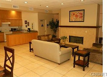 4th image of 5325 Newcastle Ave Unit 131