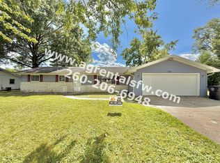 3020 Stardale Dr, Fort Wayne, IN