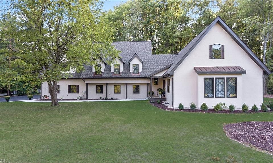 1st image of 50 Farwood Dr