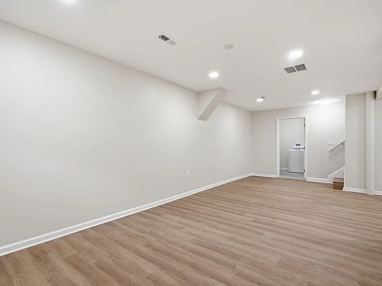 18 Grandin Cir — Photo 23