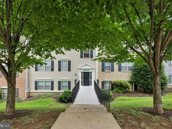 20241 Shipley Ter #4-B-30, Germantown, MD 20874