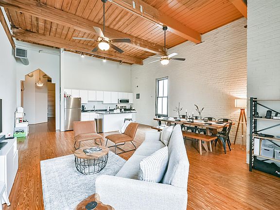 5th image of 2400 Mechanic St APT 201