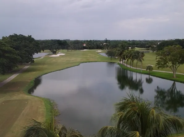 1445 Atlantic Shores Blvd APT 607, Hallandale, FL 33009