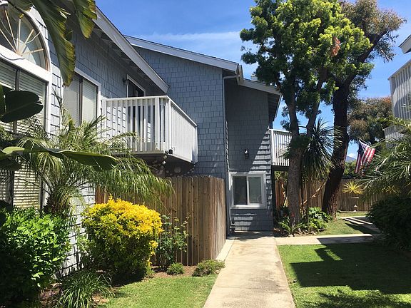 3rd image of 2512 Santa Ana Ave #10