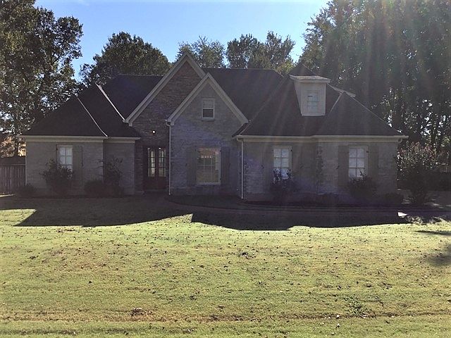 1st image of 5470 Meadow Pointe Dr #D