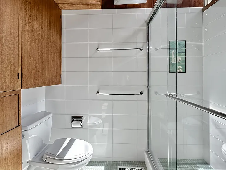 1118 Keith Ave — Photo 20