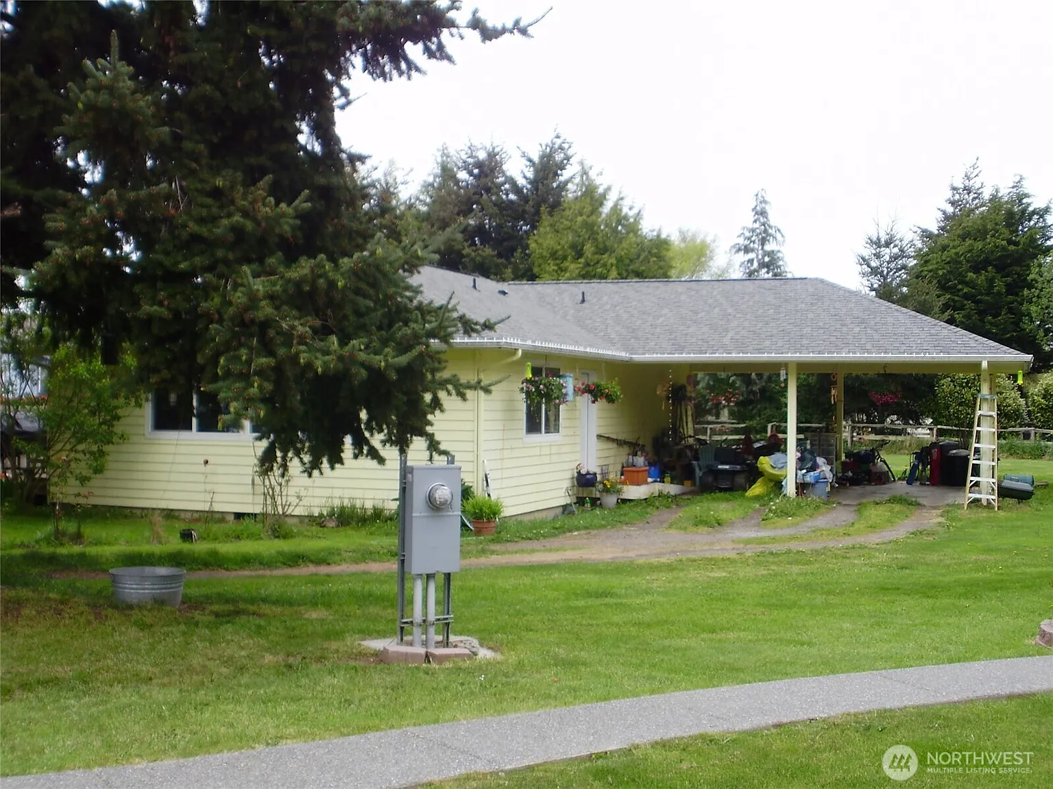 31 Allen Drive photo 1