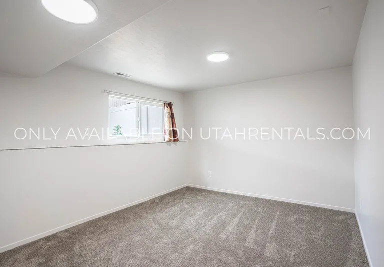 338 Cedarwood Dr — Photo 18