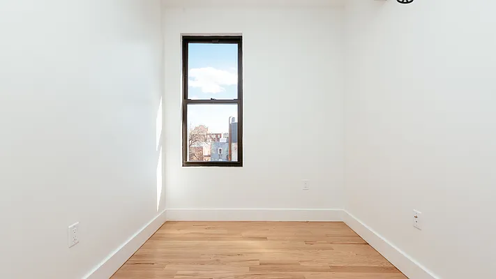 Rented by Nooklyn NYC LLC | media 25