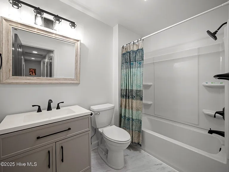 939 Eton Dr — Photo 41