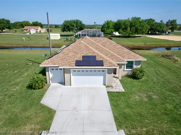 6733 Heavitree Dr, Sebring, FL 33876