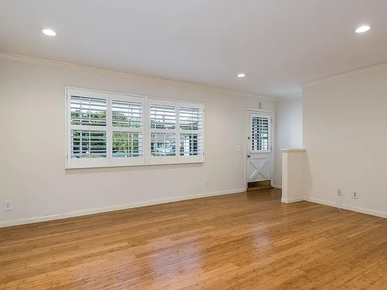 5087 Del Monaco Dr — Photo 2
