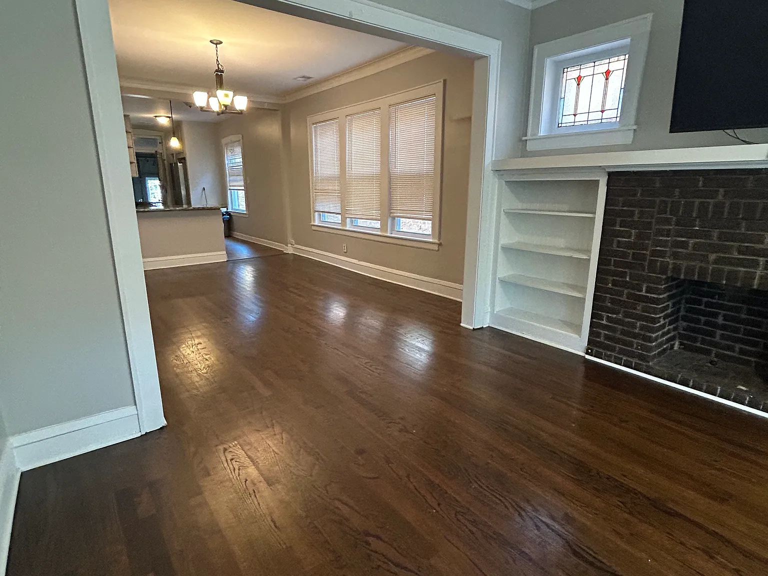 3 bed, 1400 sqft, $2,195 — Photo 4
