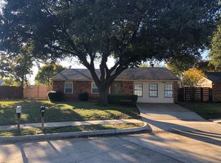 5804 Mimosa Ln, Rowlett, TX 75089