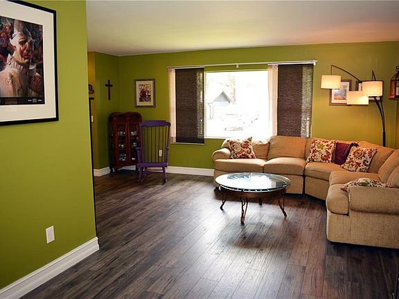 5th image of 1006 Chokecherry Dr