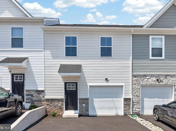 113 Abramo Victor Dr, Downingtown, PA
