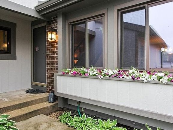 2nd image of 108 Ginger Ct