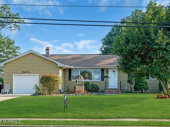 24 Woodland Road, Bayville, NJ 08721