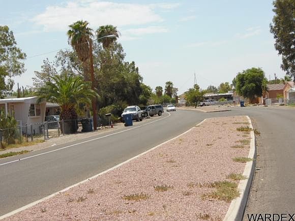 2nd image of 1890 Colorado Blvd