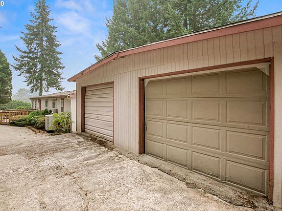 5th image of 14404 NE 186th Ave