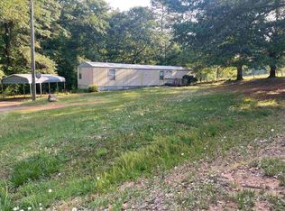 1231 Peachtree Rd, Chesnee, SC 29323