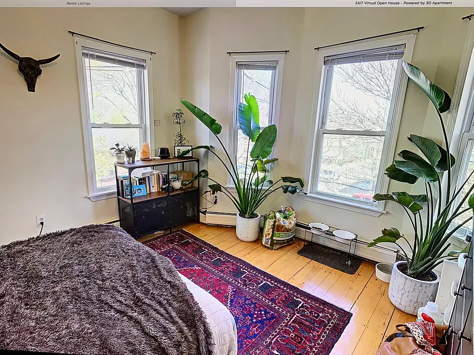 38A Bond St #2L