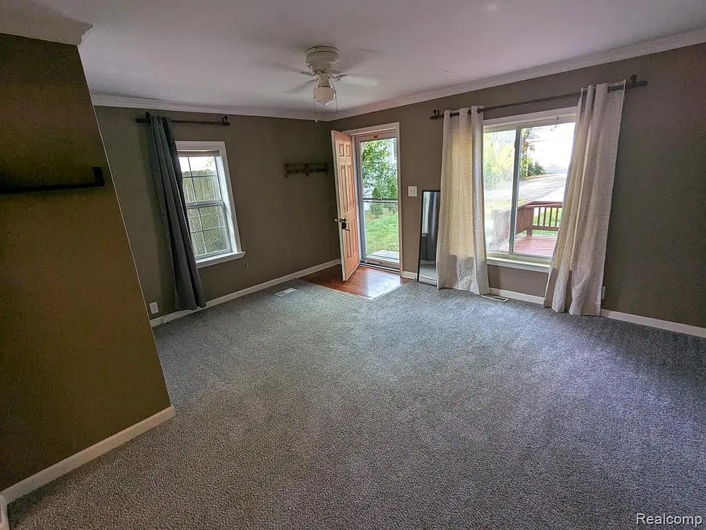 2 bed, 1.0 bath, 860 sqft, $1,395 — Photo 4