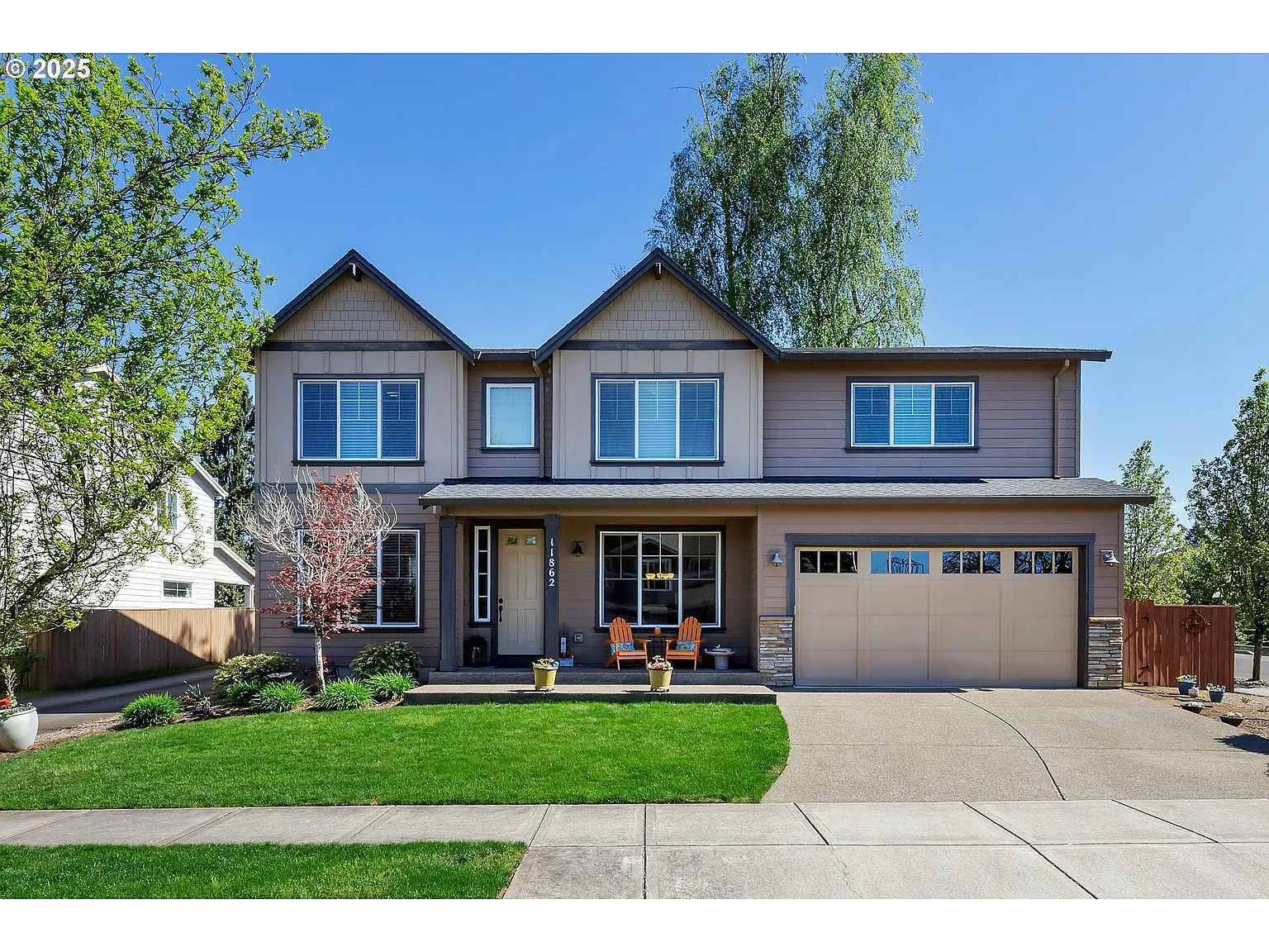 11862 White Ln photo 1