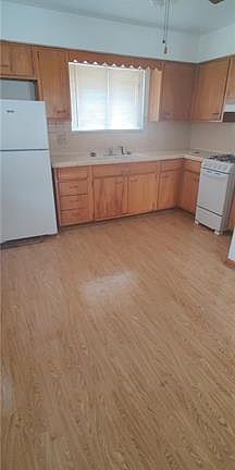 3rd image of 3816/18 S Canterbury Pl
