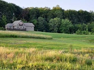 895 Robinson Hill Rd, Makanda, IL 62958