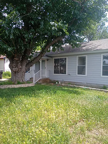 3808 Neches St Photo 1