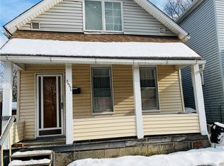 2321 E 101st St, Cleveland, OH