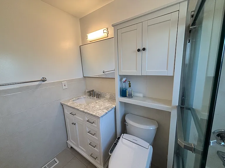 89 W Palisades Blvd #1 — Photo 12