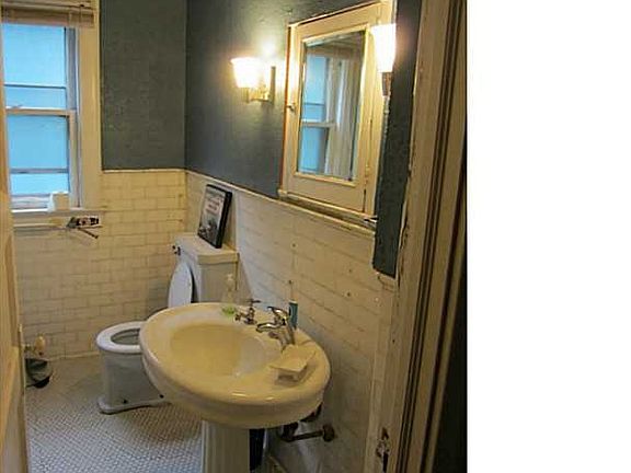 4th image of 120 Saint James Pl