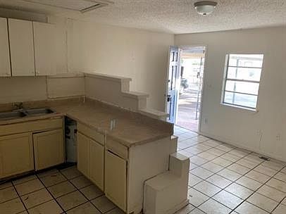 1st image of 731 23rd St #2