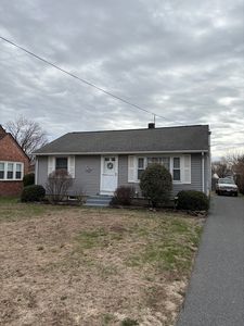 53 William St, Feeding Hills, MA, 01030