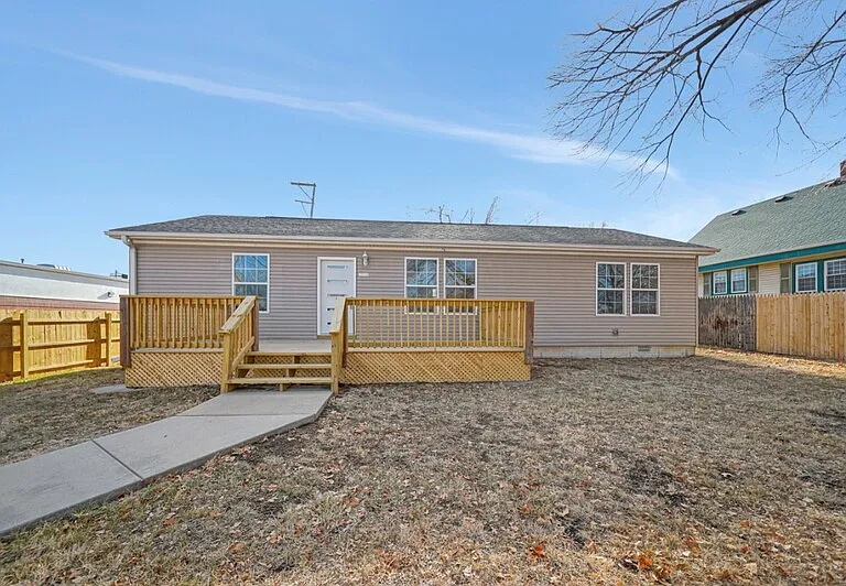 2617 Orchard St — Photo 1