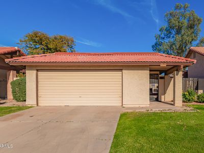 5222 E TAMBLO Drive, Phoenix, AZ, 85044