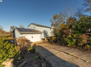 101 3rd St, Gaston, OR 97119