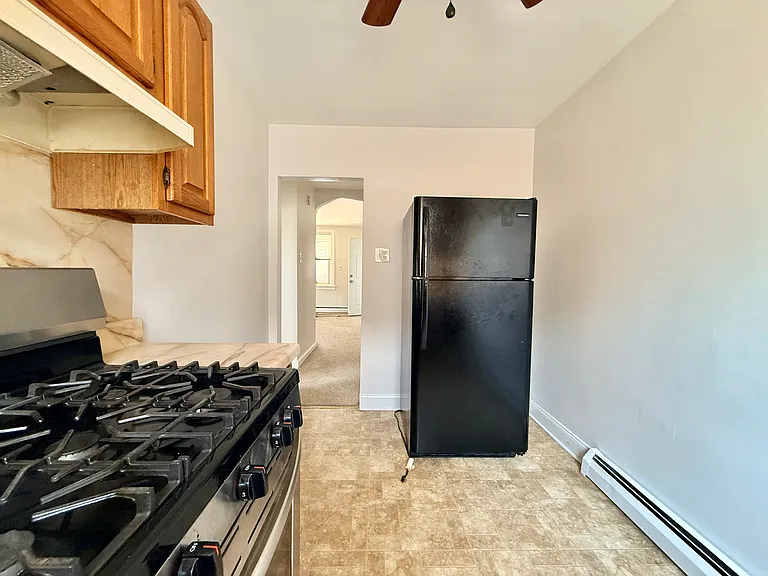 4241 Aldine St #1 — Photo 11