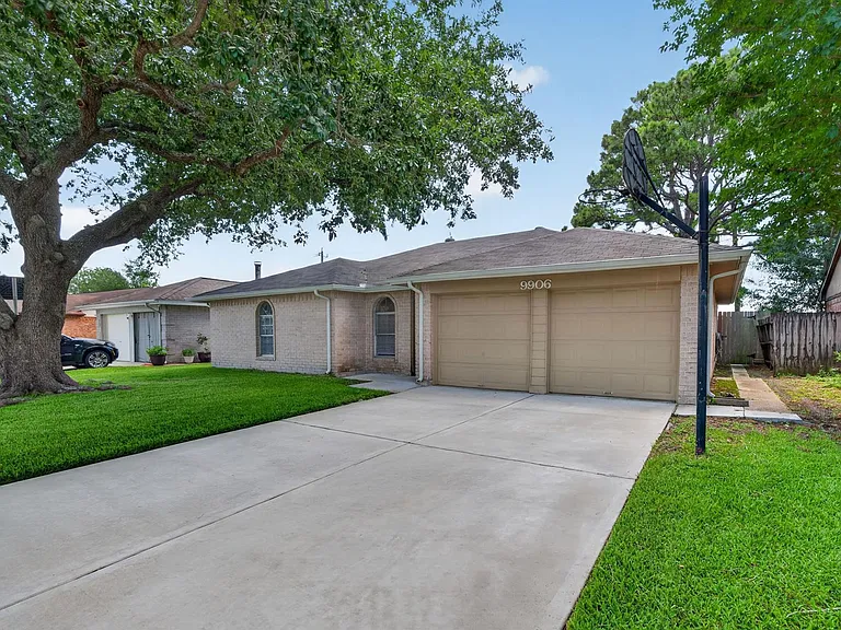 9906 Rocky Hollow Rd — Photo 17