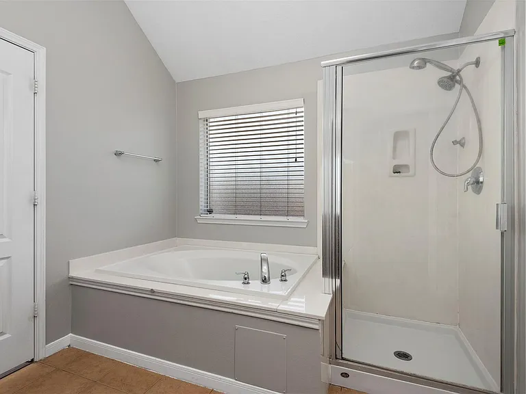 16139 Colt Springs Ln — Photo 20