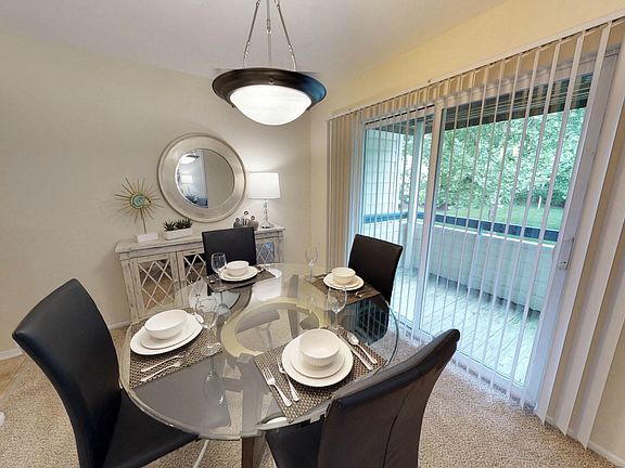 5th image of 114 Hearne Ct #116-T1