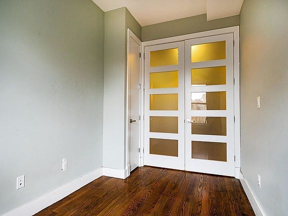 4th image of 168 Wilson Ave #3F