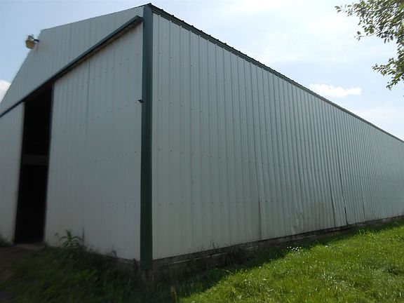4th image of 183702 Oak Crest Dr